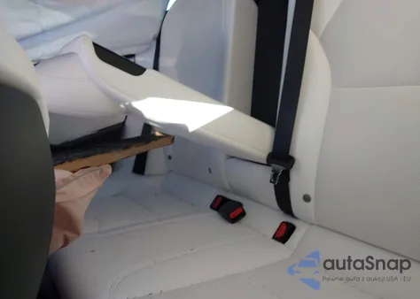 2024 Tesla Model 3 Long Range Dual Motor All-Wheel Drive z USA, uszkodzony, nr VIN 5YJ3E1EB3RF799432